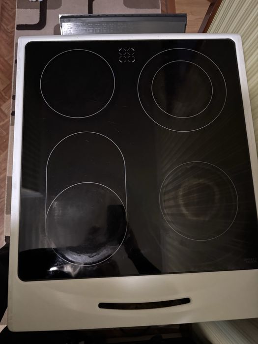 Продається електроплита б/у