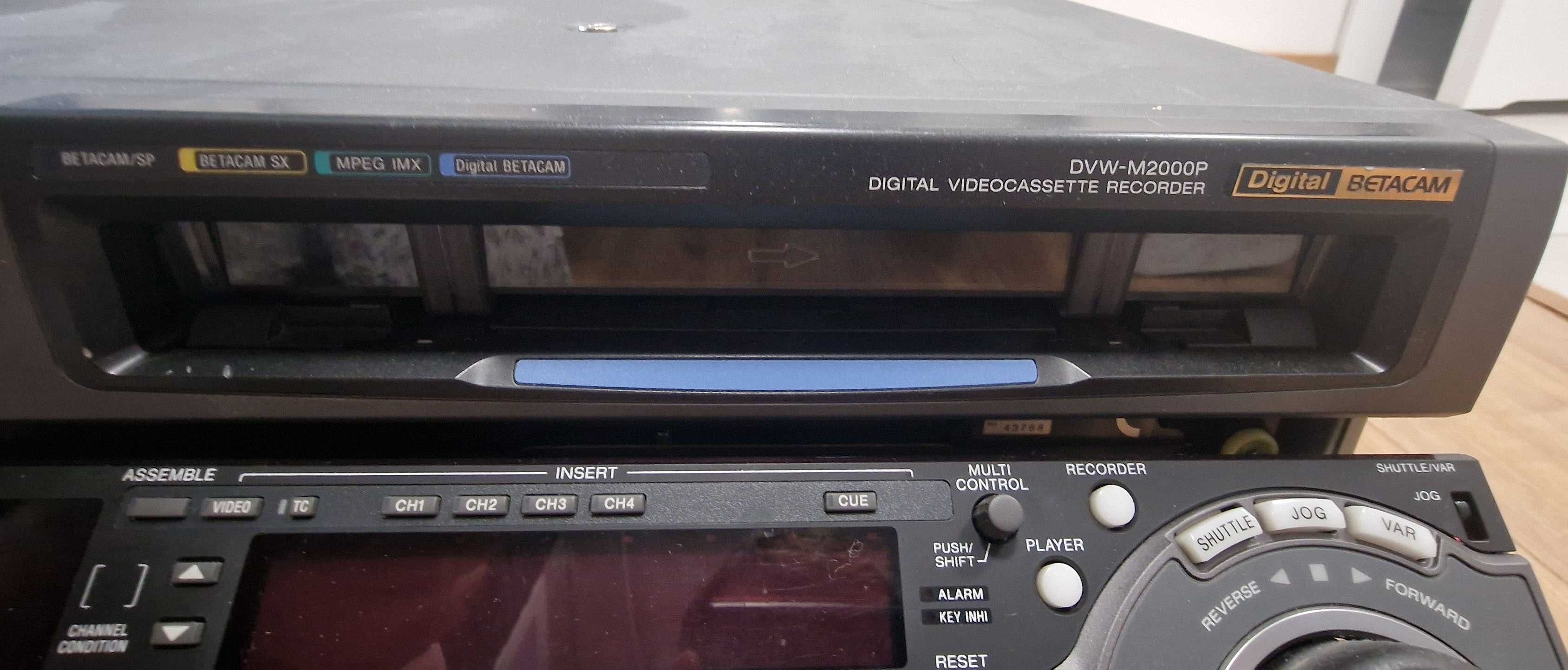 Sony DVW-M2000P BetaCam recorder