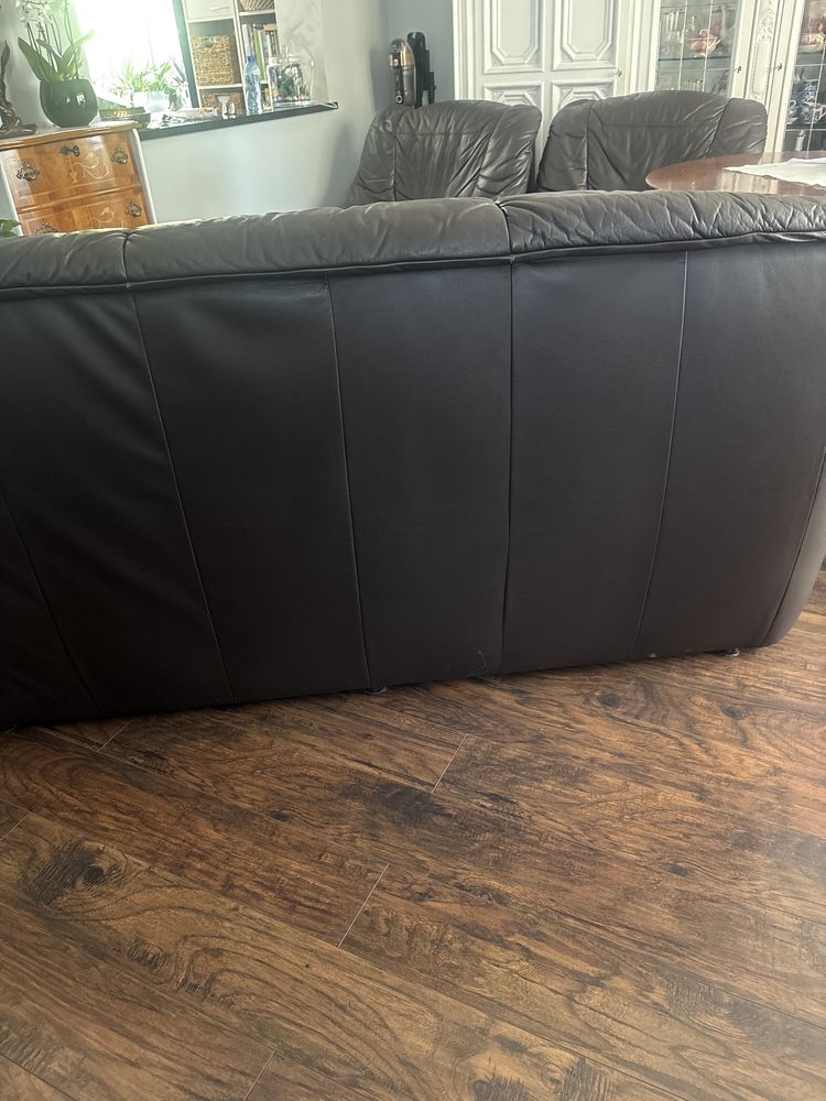 Wypoczynek sofa i 2 fotele soórzane stan dobry