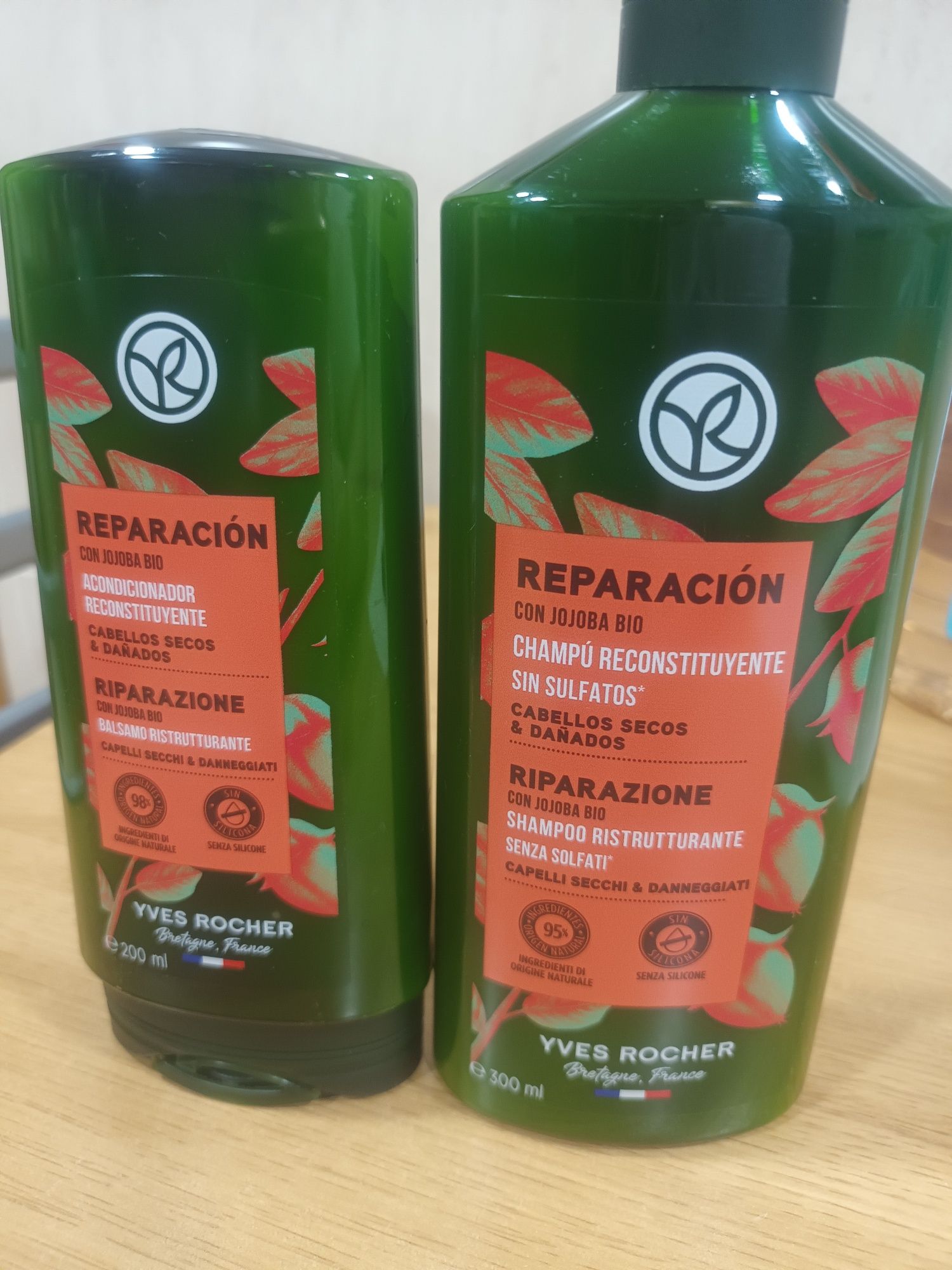 Champô e amaciador reparador com jojoba bio