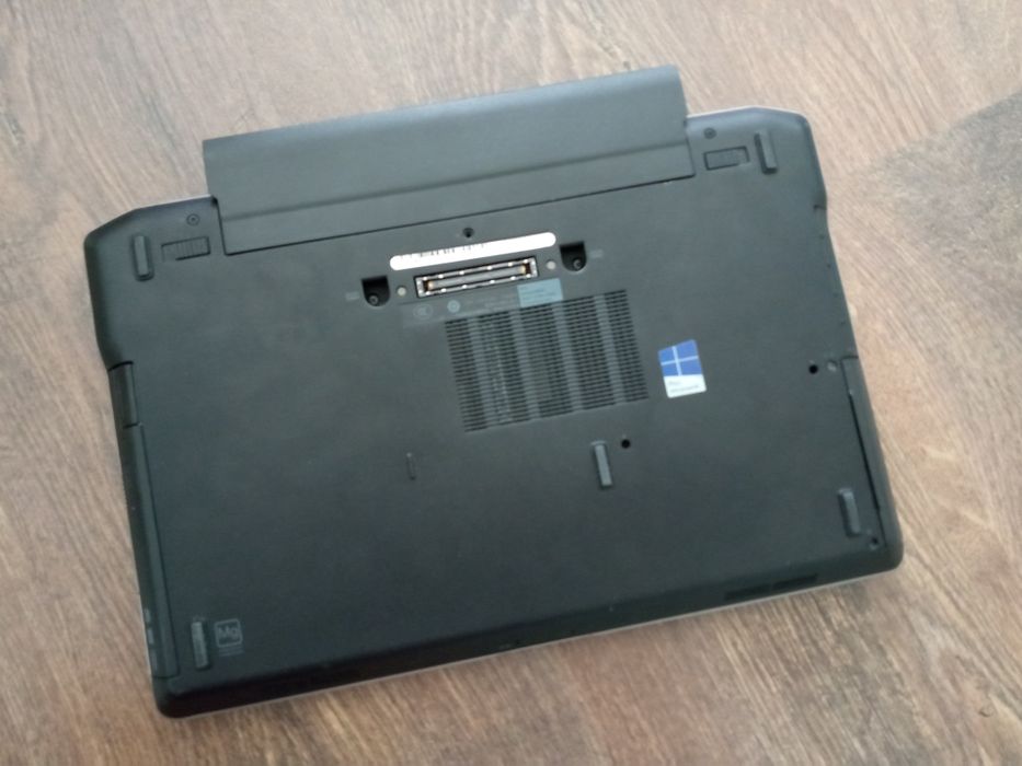 Ноутбук Dell Latitude E6330