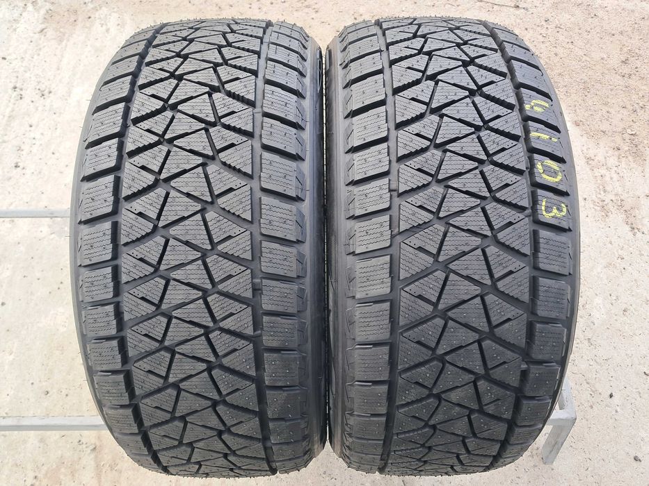 Резина зимова, нова, Bridgestone Blizzak DM-V2 275/40 R20 (арт. 4103)