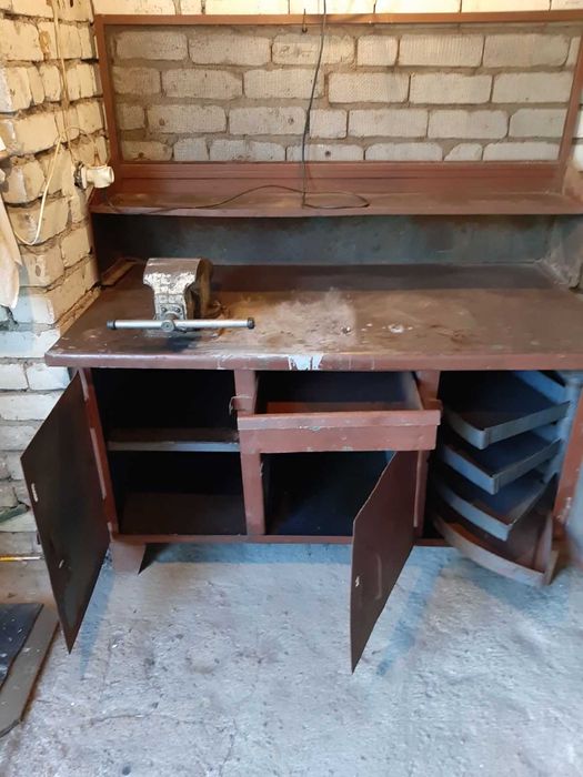 Верстак слюсарний металевий 150×70 см