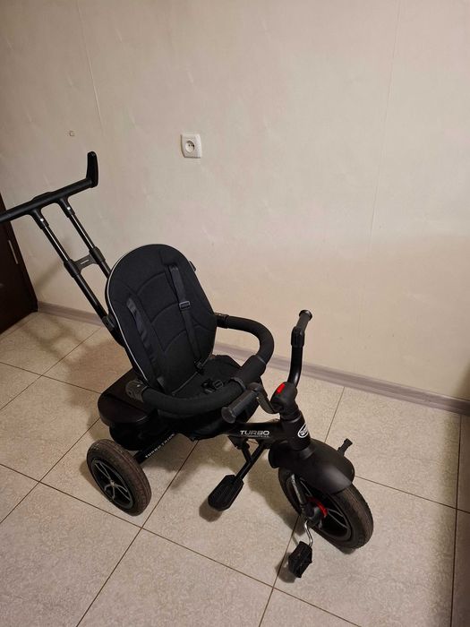 Детский велосипед с  родительской ручкой