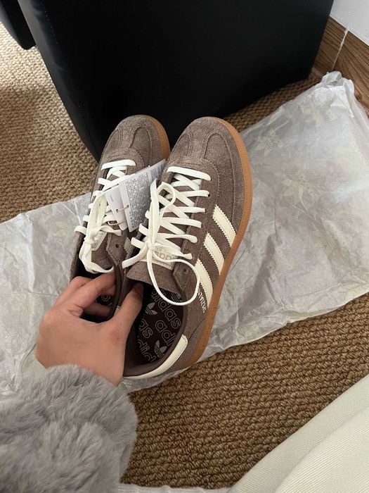 Buty damskie Trampk Piłka ręczna adidas brązowy R.41