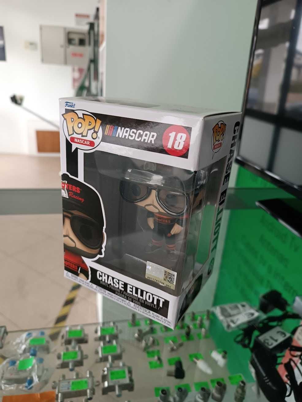 Novidade:POP! Nascar Chase Elliott 18