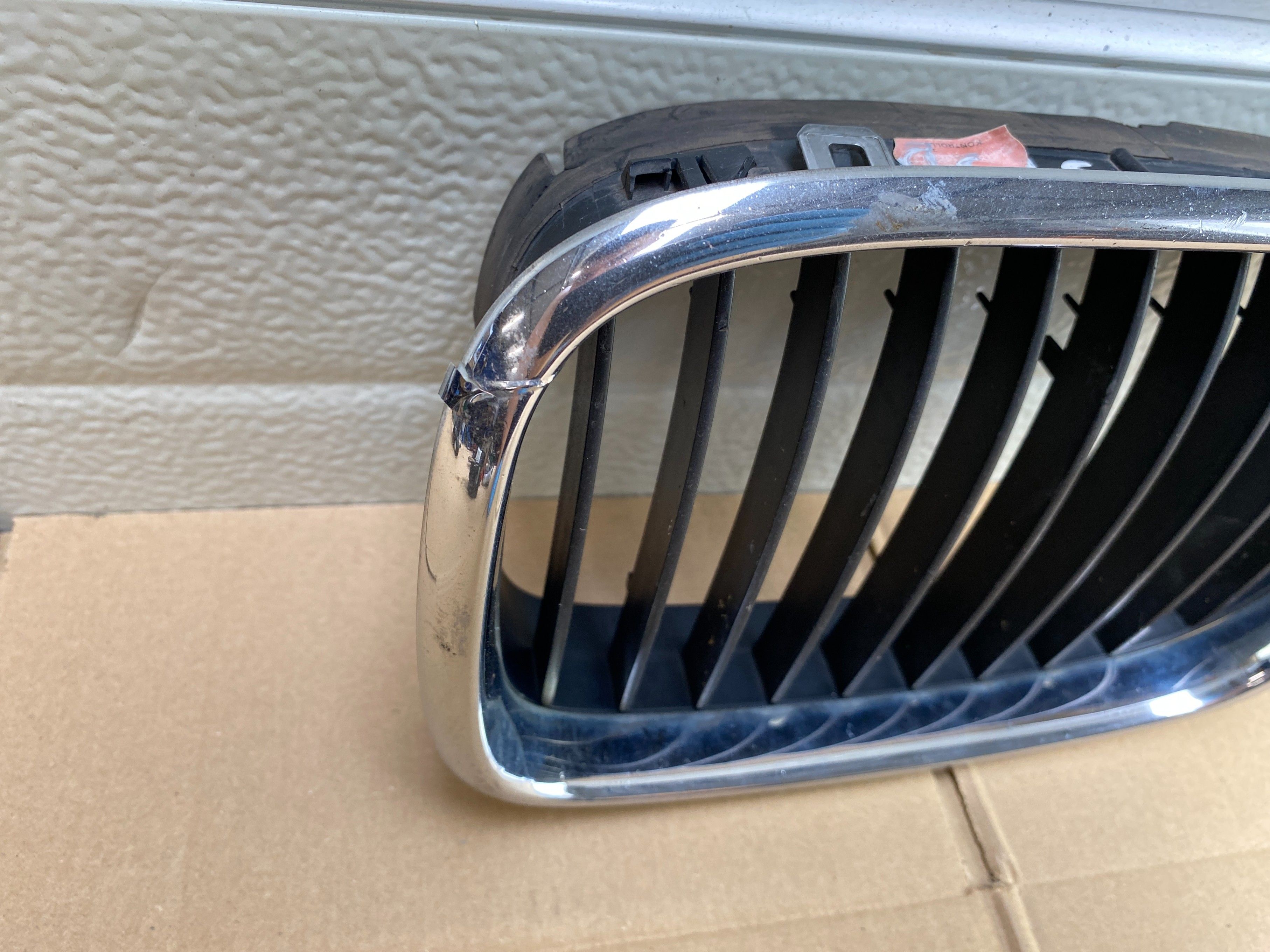 BMW 5 E39 Lift Nerka Atrapa Grill Lewa