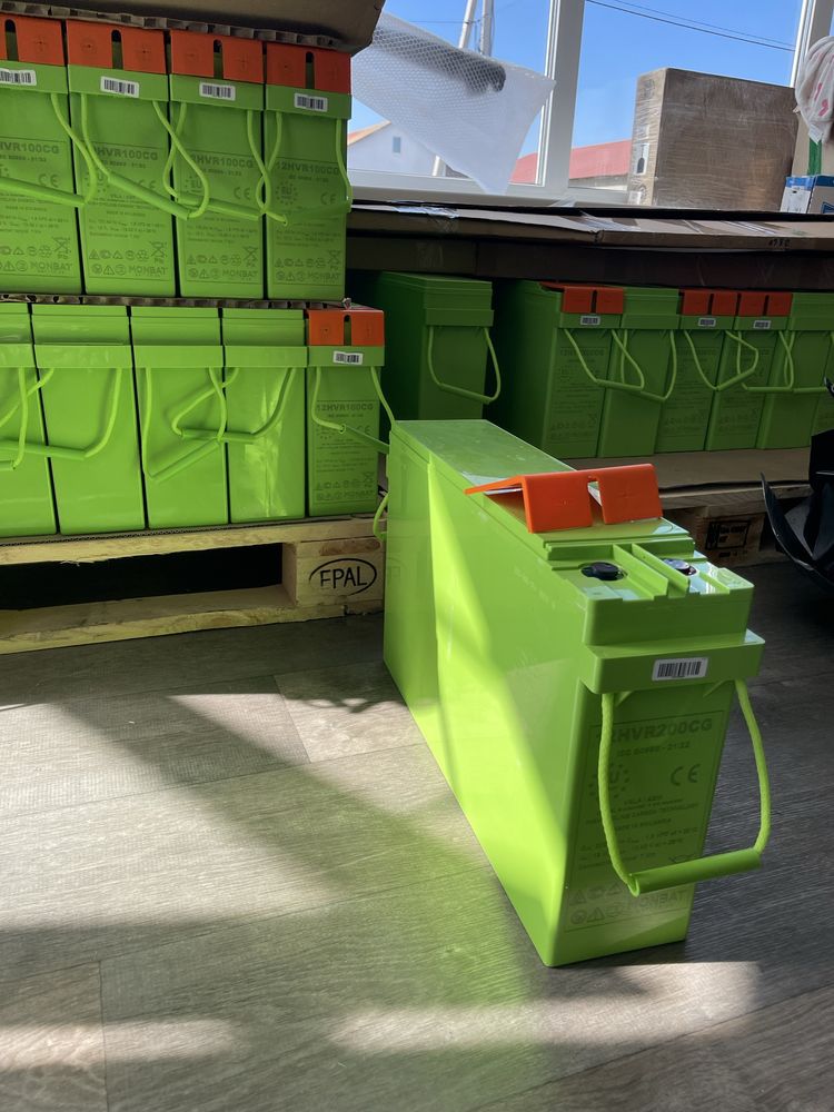 Аккумулятор гелевый АКБ  Monbat AGM 12v 100,200 ампер  UPS инвертора