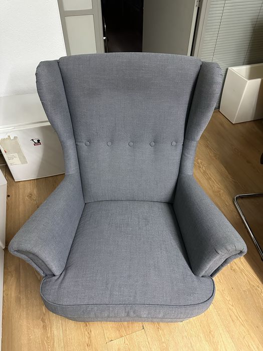 Poltrona Ikea cinza e amarelo