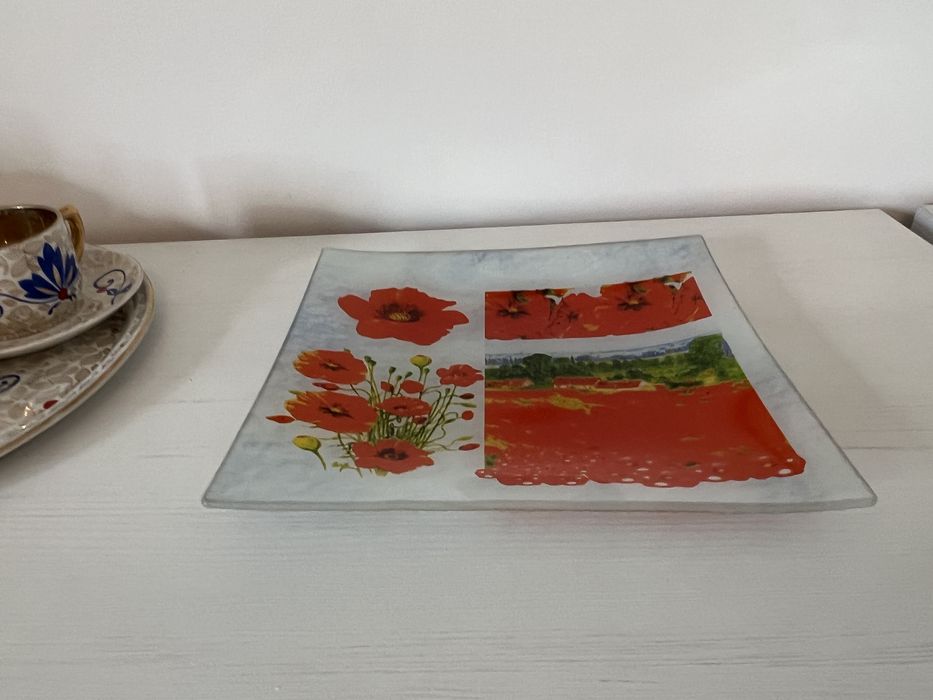 Patera kwiaty maki