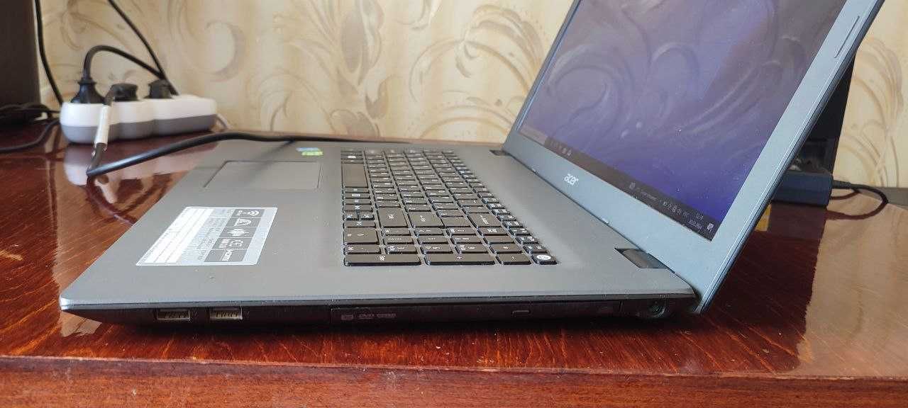 Ноутбук Acer Aspire E5-772G