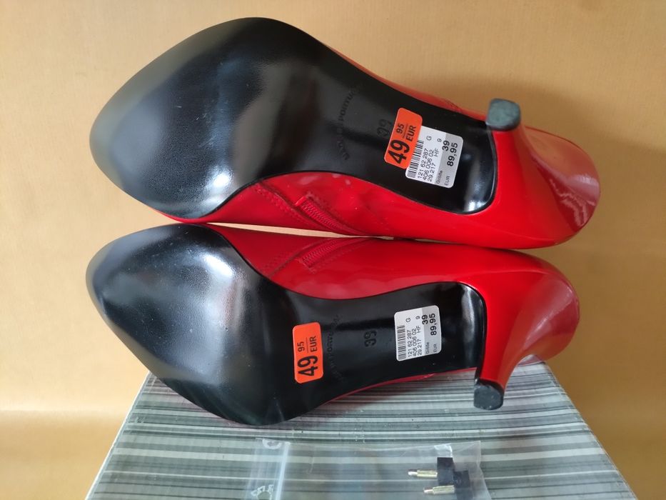 Sapatos tam. 39 - novos