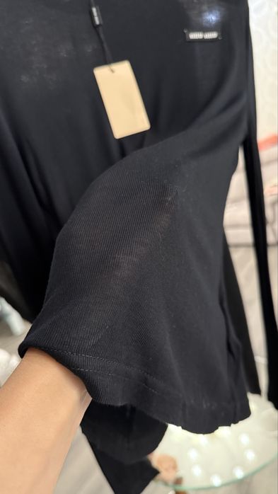 Черный полупрозрачный лонгслив лонг бренд