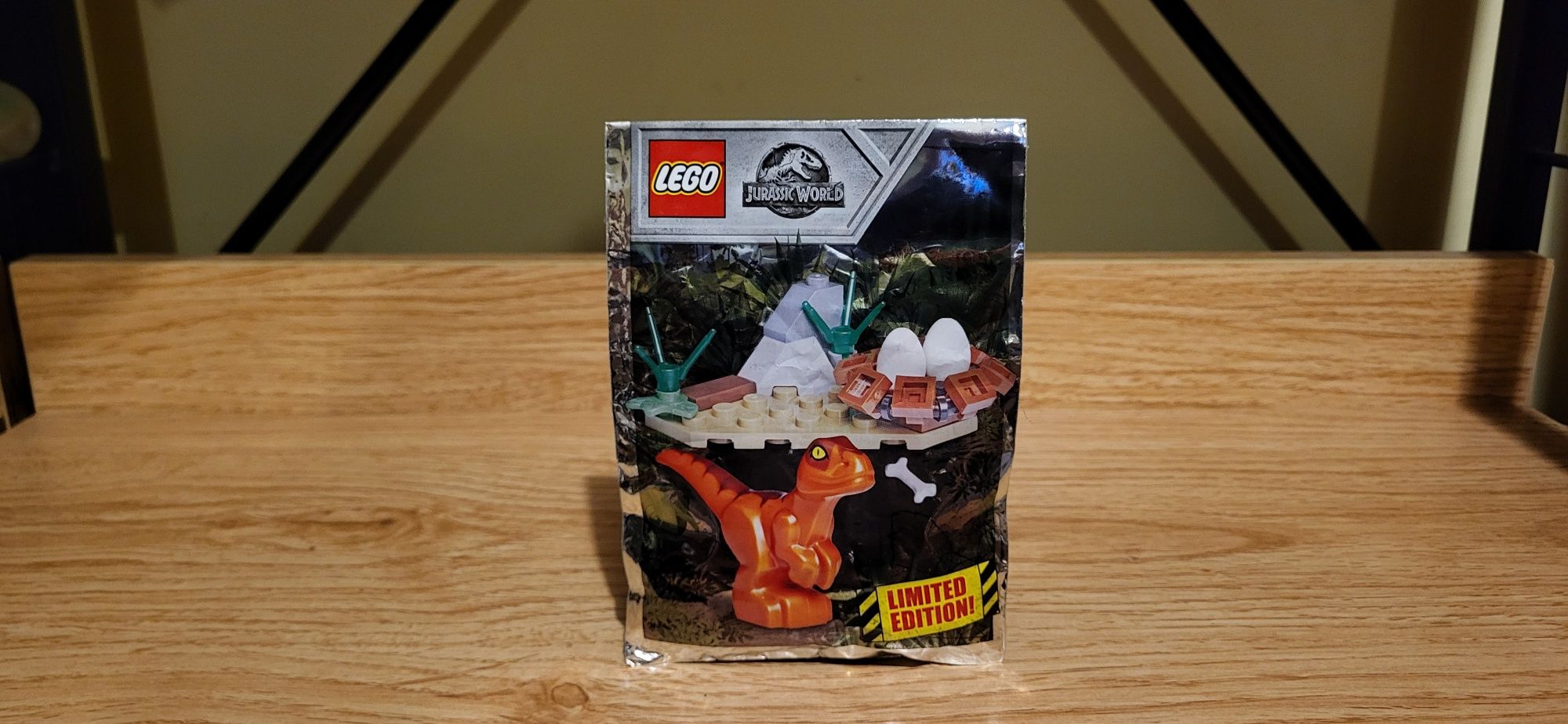 Lego Jurassic World 121801 Młody Raptor plus gniazdo saszetka klocki