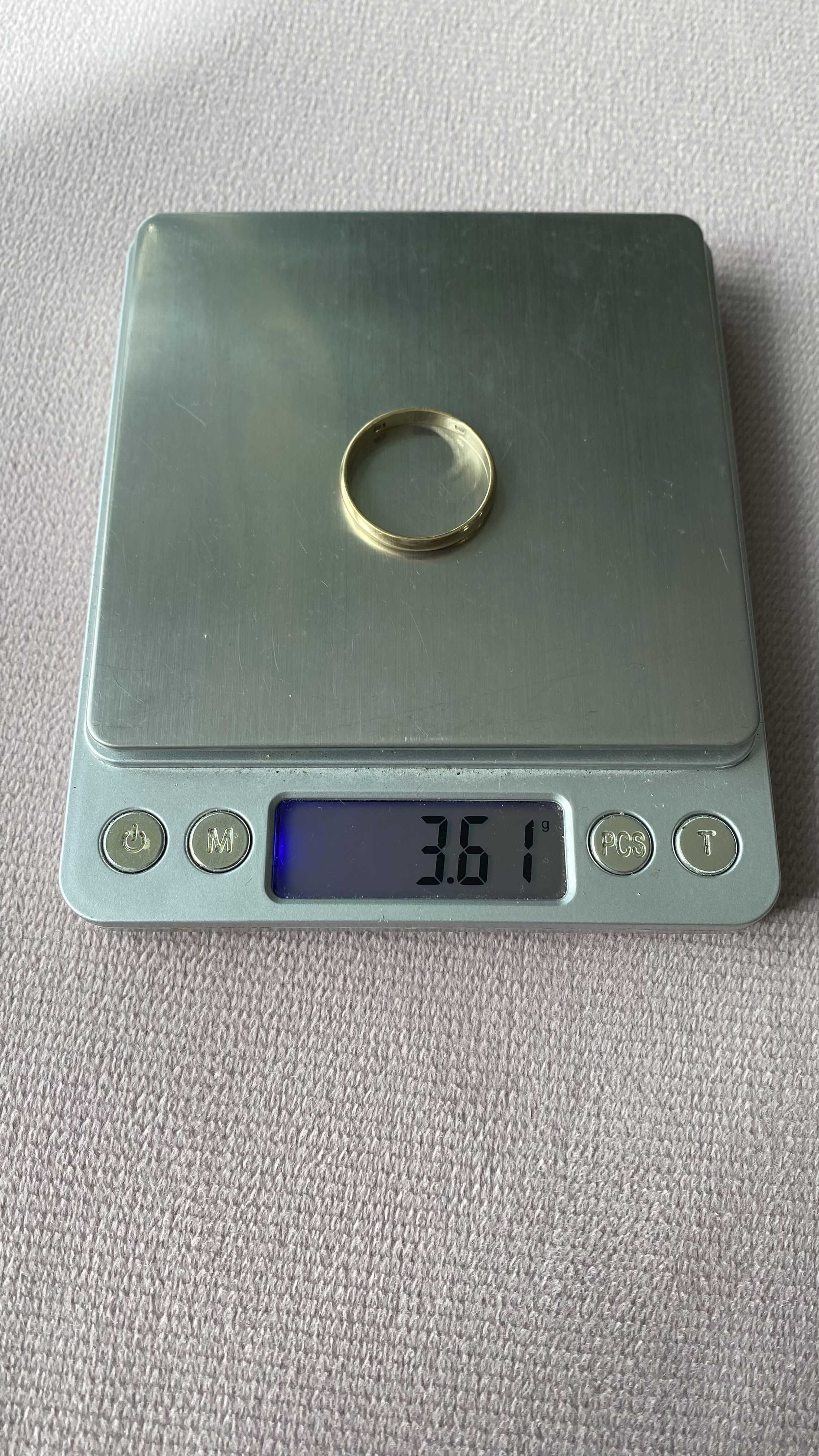 Złota obrączka męska, złoto próba 583/14K, waga 3,6 gram, rozmiar 30