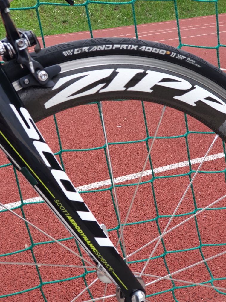 Scott foil r54 m, zipp 404 firecast full karbon