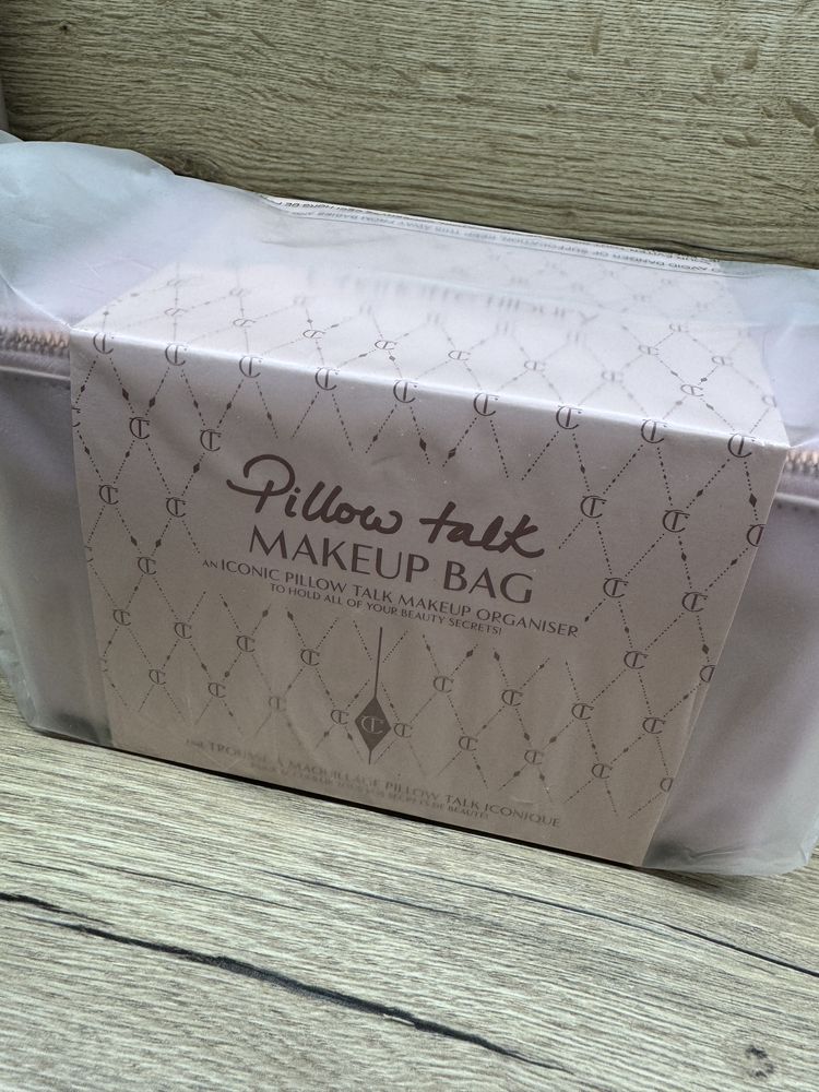 Kosmetyczka Charlotte Tilbury Pillow Talk Nowa Limited Edition