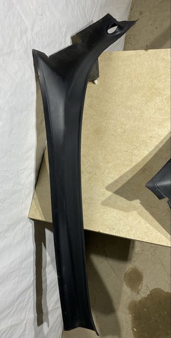 Tesla Model X накладки багажного отвору