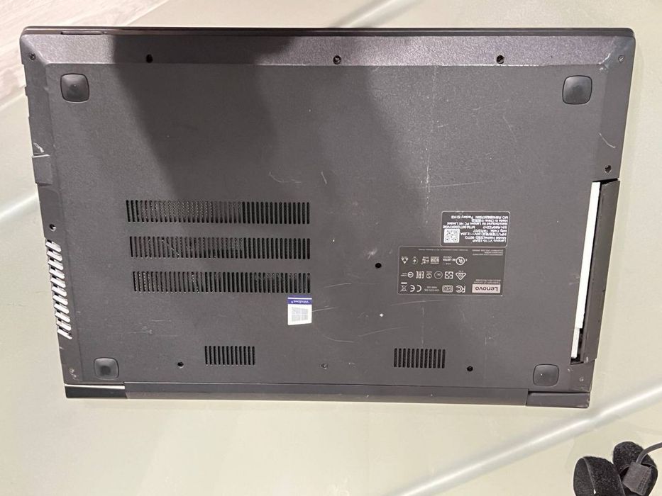 Ноутбук Lenovo/ Intel Celeron N3350 / 4 ГБ / 465 ГБ HDD