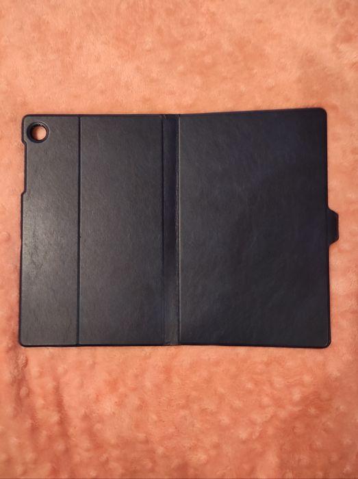 Продам планшет Lenovo tab m10 full hd, память 4/128, LTE .