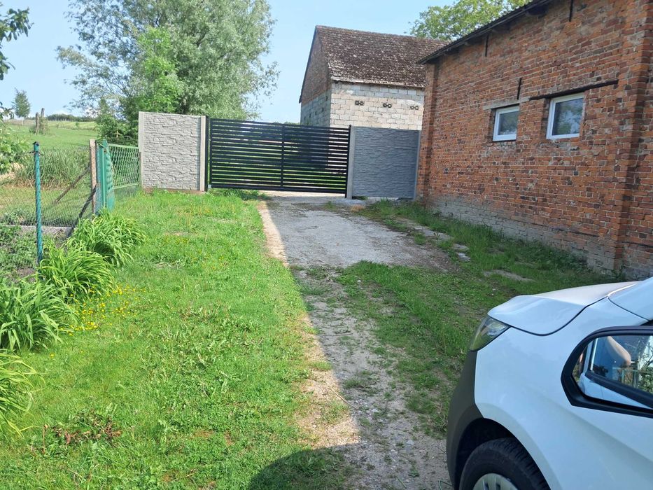 Działka wraz z budynkiem gospodarczym