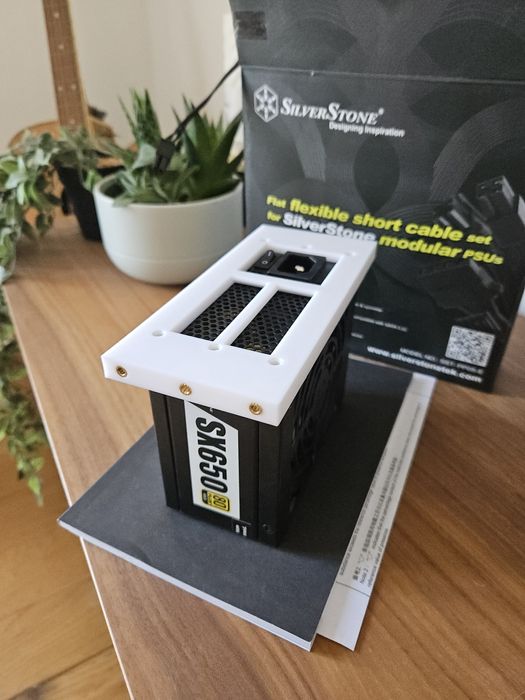 Fonte de alimentação mini ITX Silverstone SX650