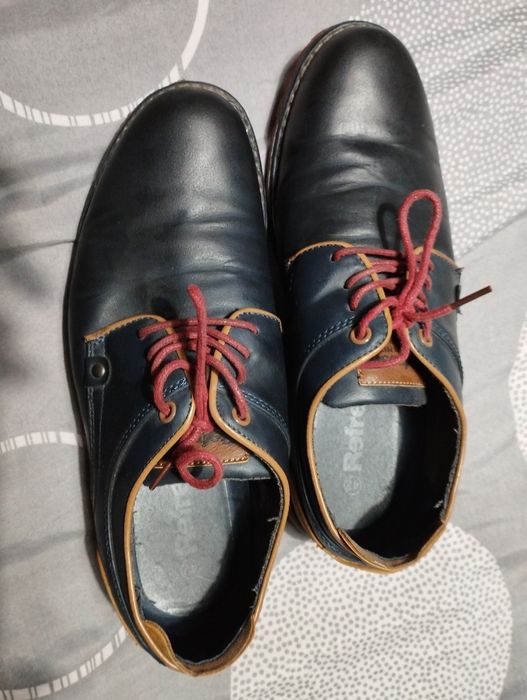 Sapatos usados uma manhã