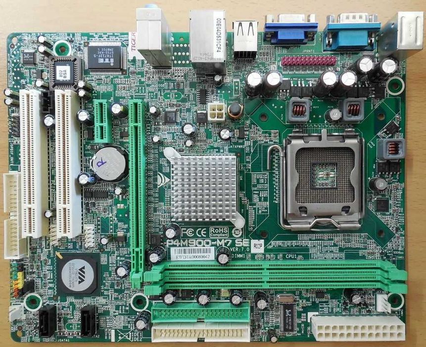 Motherboard Biostar P4M900-M7 SE em bom estado