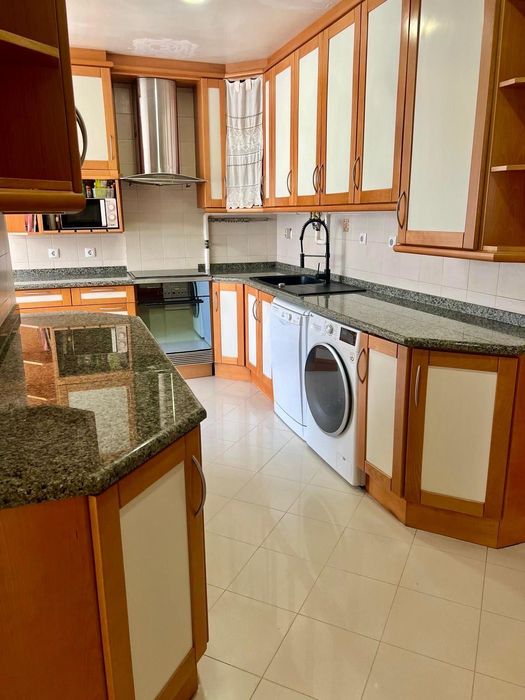 Apartamento em Alvalade 155m2