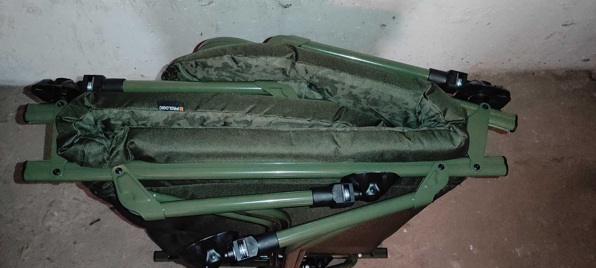Łóżko Prologic Inspire Daddy Long 8 Leg Bedchair z pokrowcem