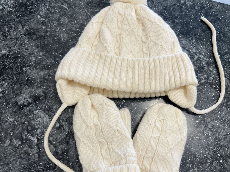 Шапка дитяча. Дитяча шапка. Шапка і рукавички. Комплект дитячий. Шапка