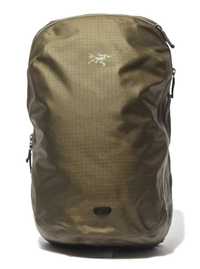 Arc’teryx Granville Zip 16L Olive