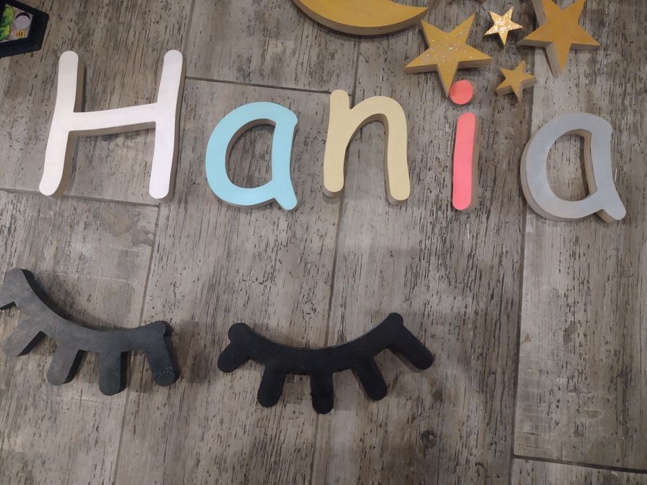 Literki drewniane, Hania, księżyc, gwiazdki, rzęski