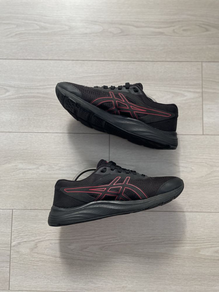 Оригінальні чоловічі кросівки Asics Gel-Pulse 12 Gore-tex kayano 43 р