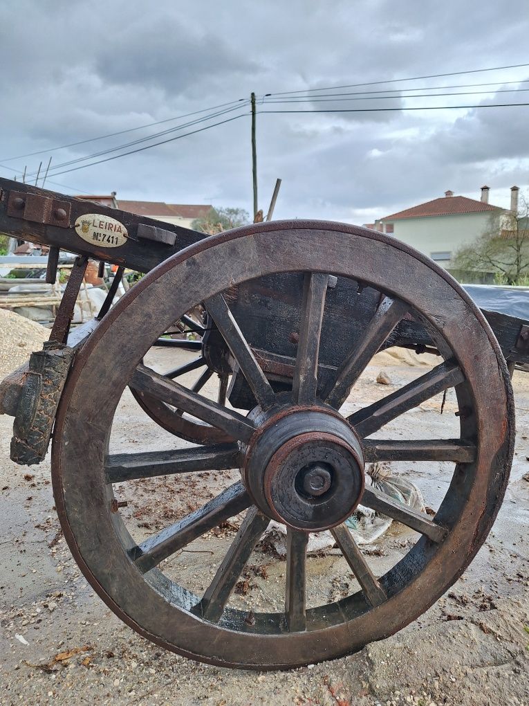 Carro de bois antigo