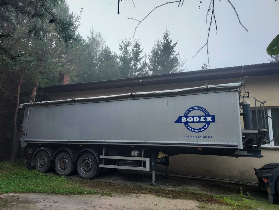 Naczepa Bodex KIS3B rok prod 2019, poj. 45m3, 2 szybry, 1 właściciel