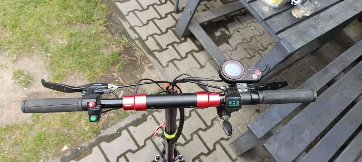 Hulajnoga elektryczna kugokirin m4
