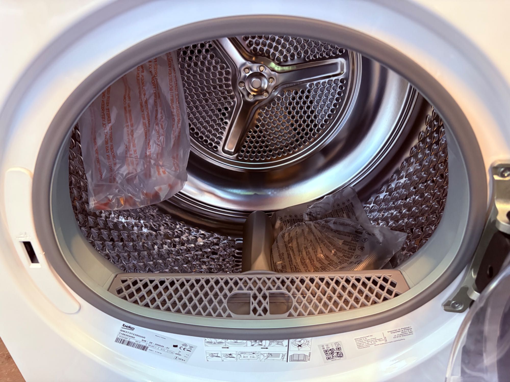 Suszarka slim BEKO BM3T37239WAR b300 z pompą ciepła 7kg AquaWave