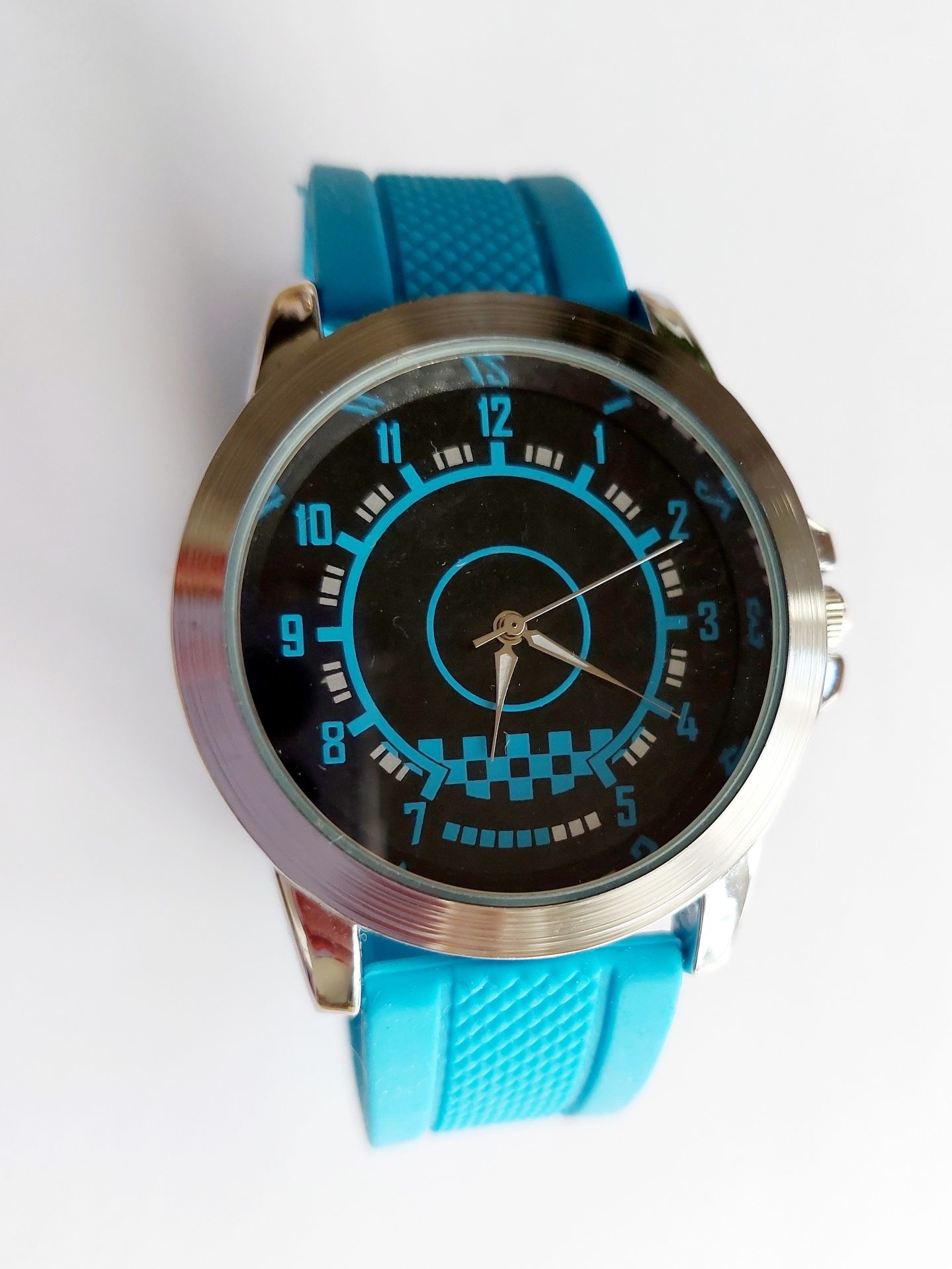Męski sportowy zegarek analogowy z gumową niebieską  branzoletką