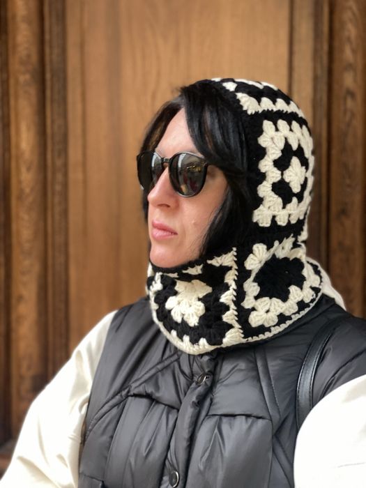 Капор гачком жіночий