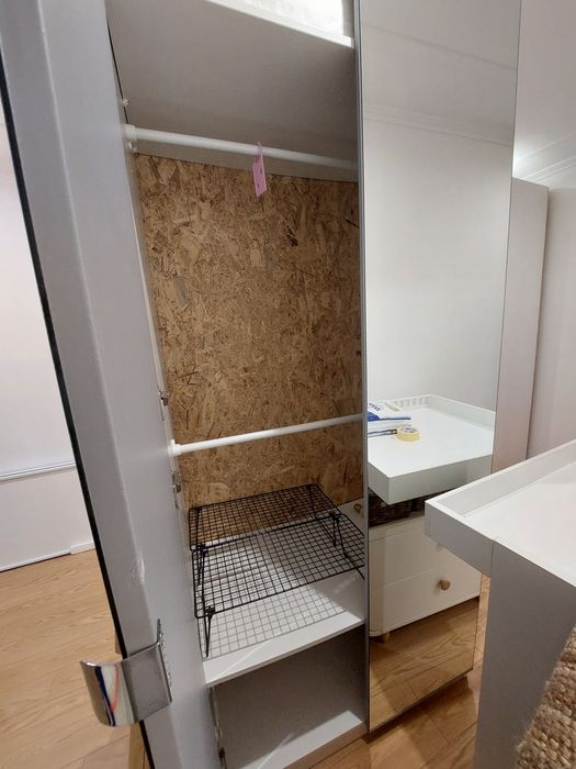 Porta roupeiro espelho