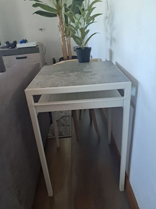 Mesa de apoio ikea