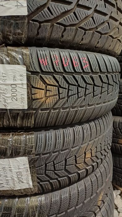 Продам зимові колеса б/у 225/65 r17