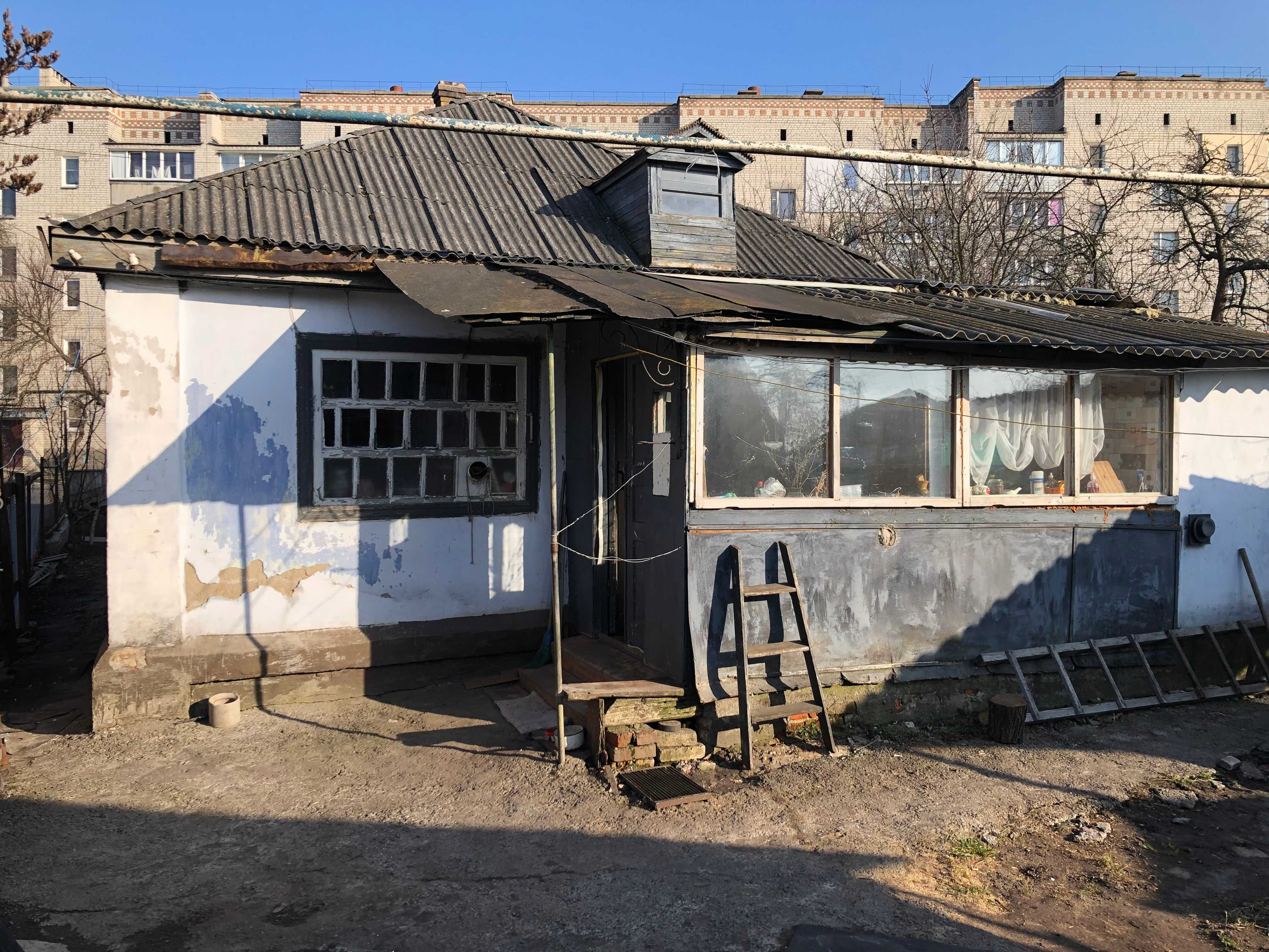 Продам будинок,р-н "Кврз",вул.Б.Хмельницького