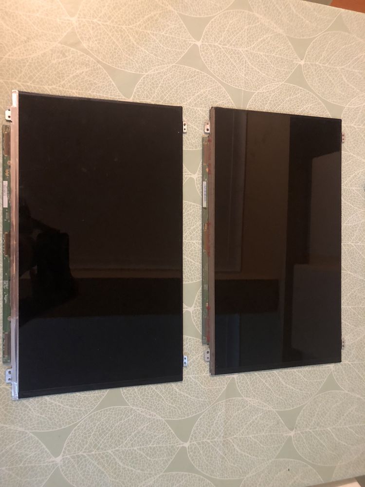 Displays lcd 40 pinos