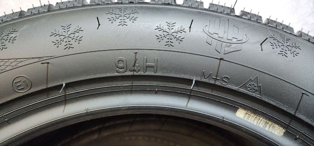 225.50.17 NV-TIRES SnowEvolution2 4шт новые
