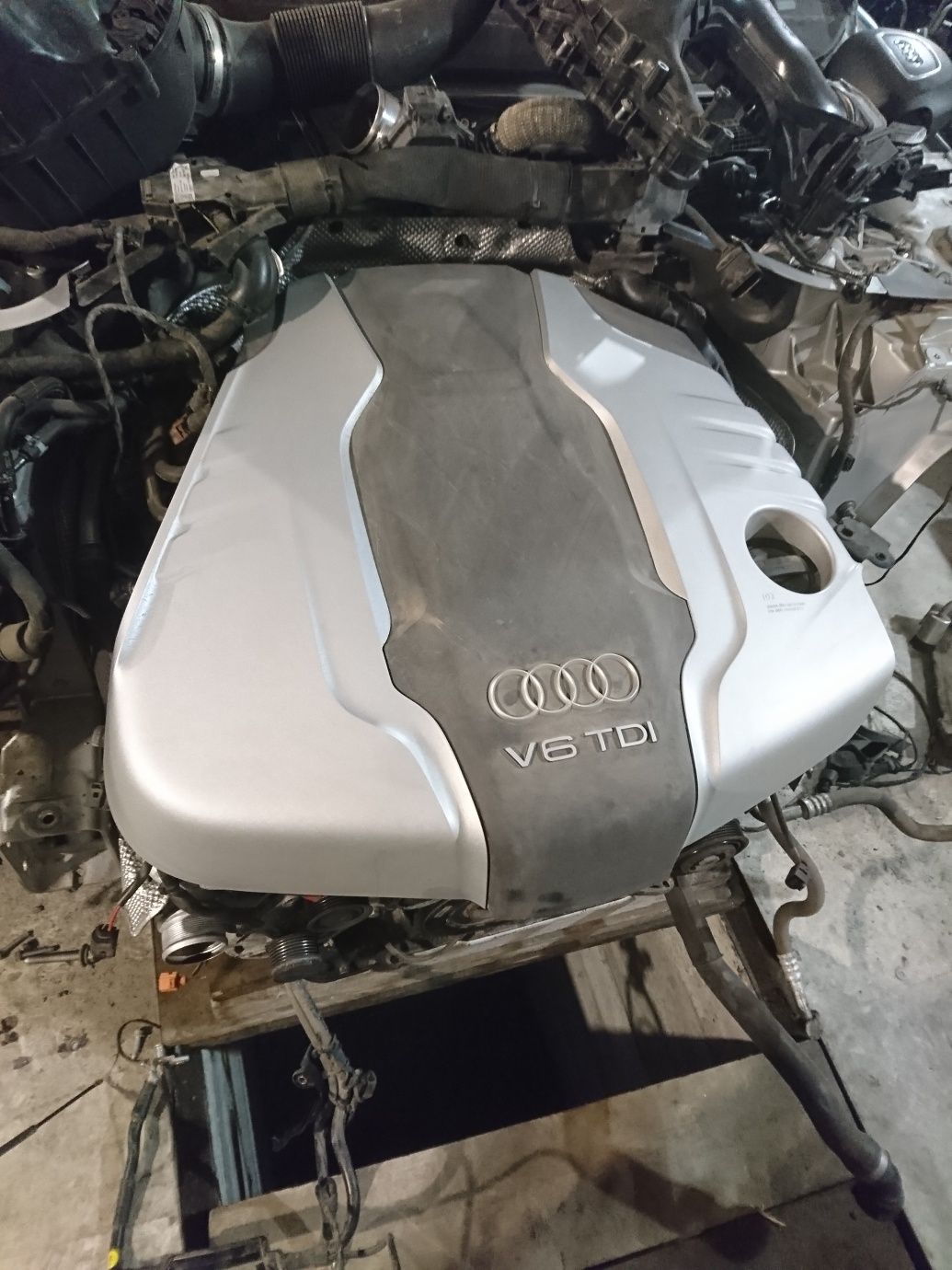 Разборка Audi A8 D4 А7 двигатель коробка кузов блок стойка ричаг цапфа