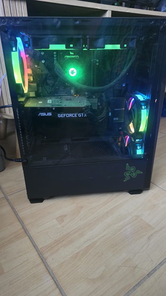 Vendo computador em otimo estado
