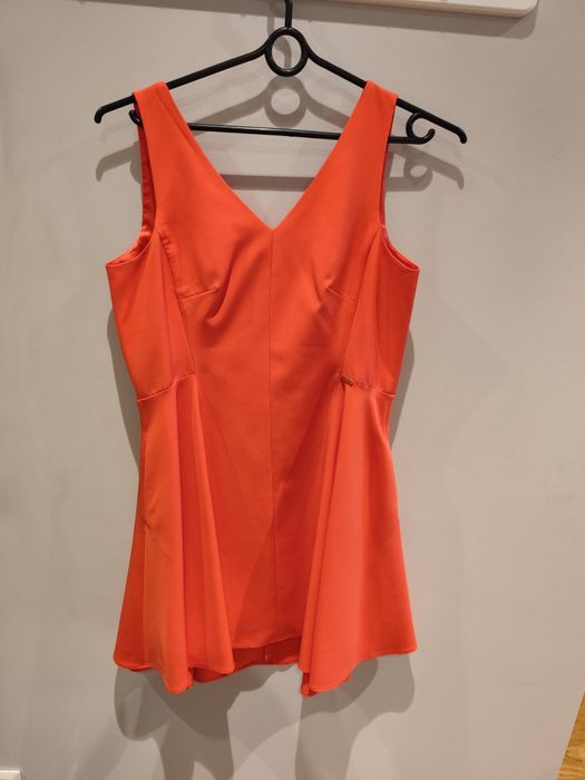Czerwona elegancka sukienka 44