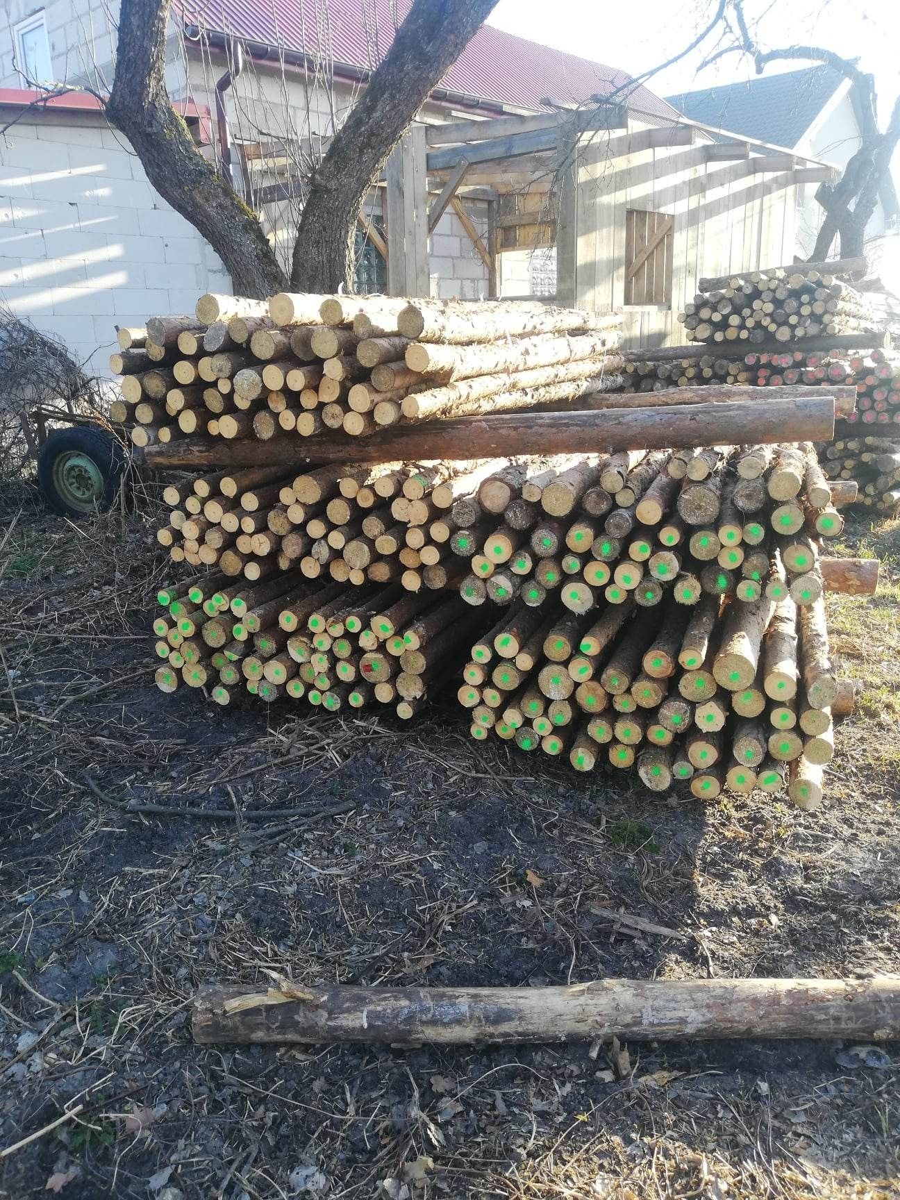 Deski szalunkowe(obiciowe) równe długości, więźba dachowa, stemple bud